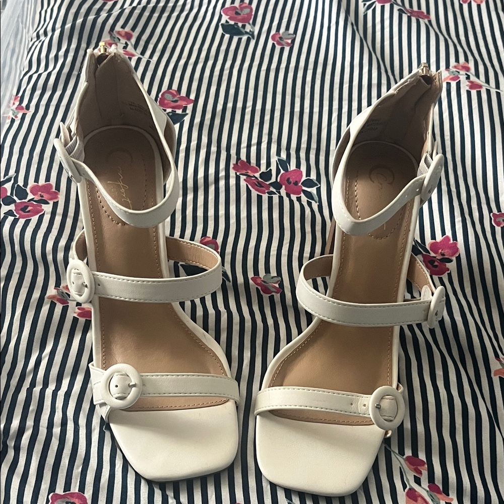 Cato Elegant Cream-white  Strappy Heels . Size 7.
